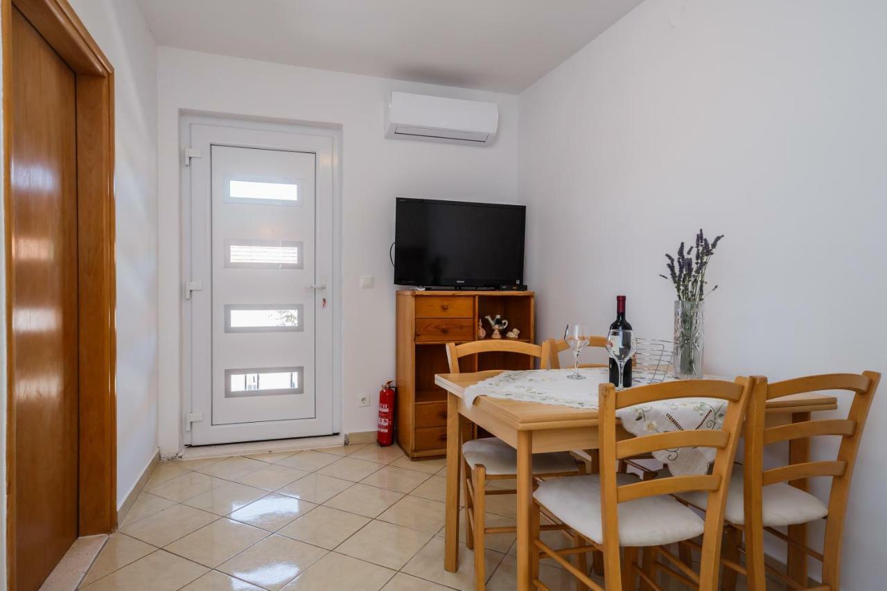 Villa Milena โตรกีร์ ภายนอก รูปภาพ